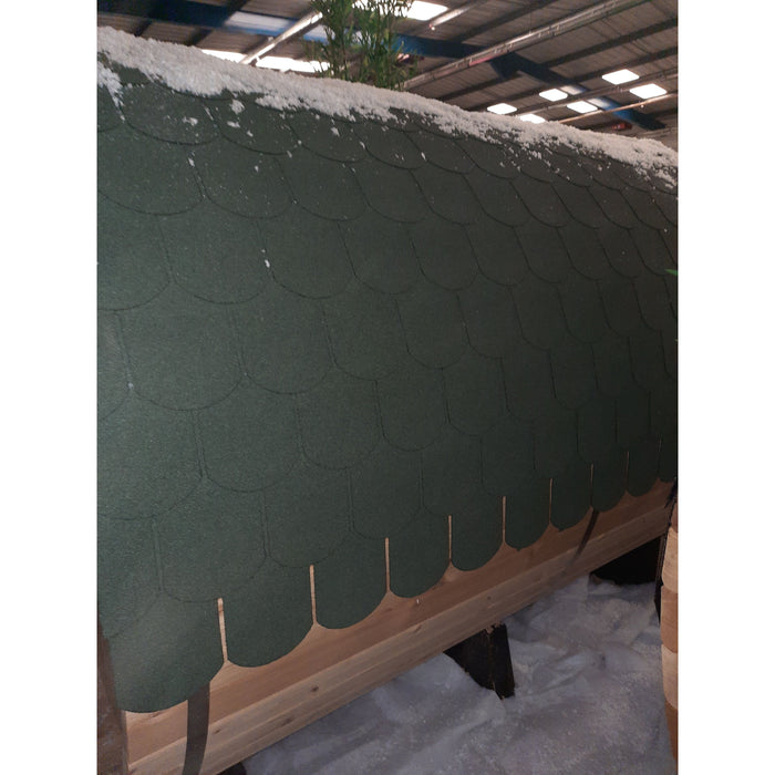 Fonteyn Rustic 8ft barrel sauna door detail