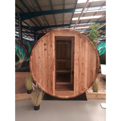 Fonteyn Grandview barrel sauna, exterior cedar wood finish