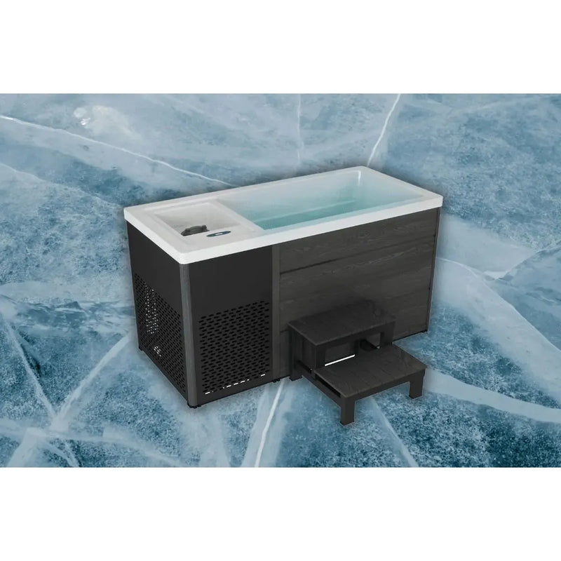 H20 Spa Chillax ice bath and chill tub, outdoor setting