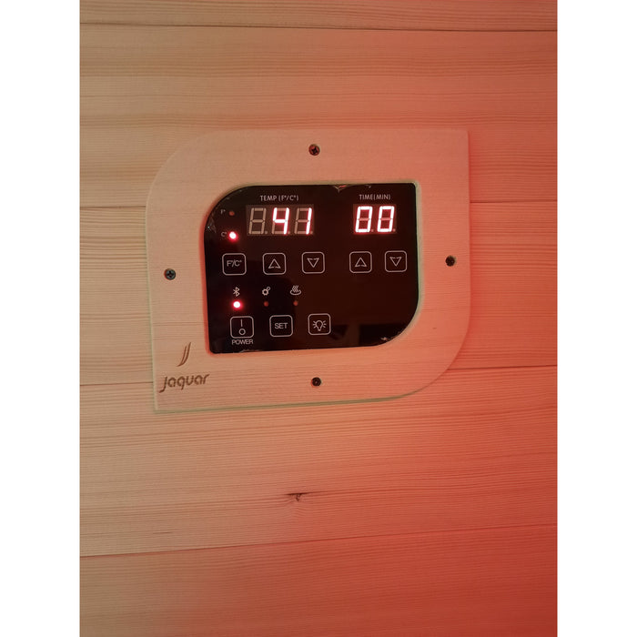 Jaquar Solo One sauna glass door detail