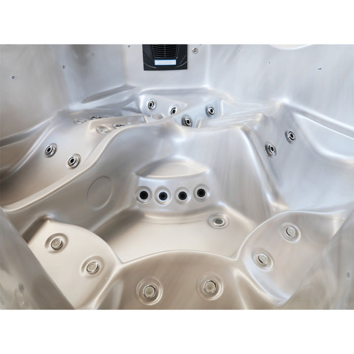 Jaquar Breva Hot Tub With 52 Jets, 5 Person